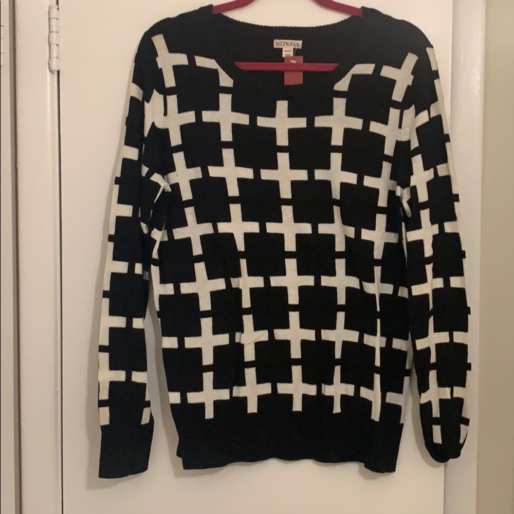 NWT black and white cross pattern sweater